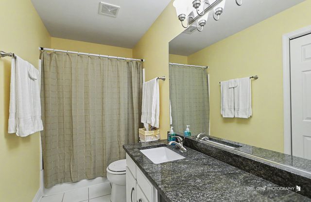 1402 Benton Road, Lake Villa, IL 60046