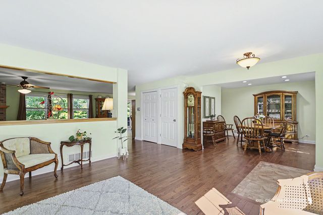 1402 Benton Road, Lake Villa, IL 60046