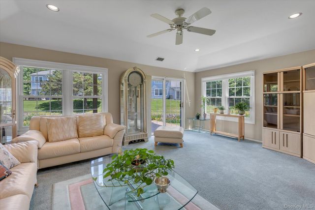 35 Lakebridge Drive S, Kings Park, NY 11754