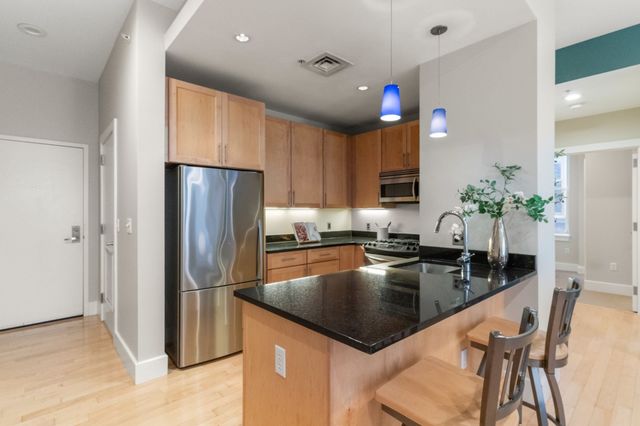 70 Lincoln St L219, Boston, MA 02111