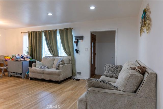 5421 Repetto, Los Angeles, CA 90022