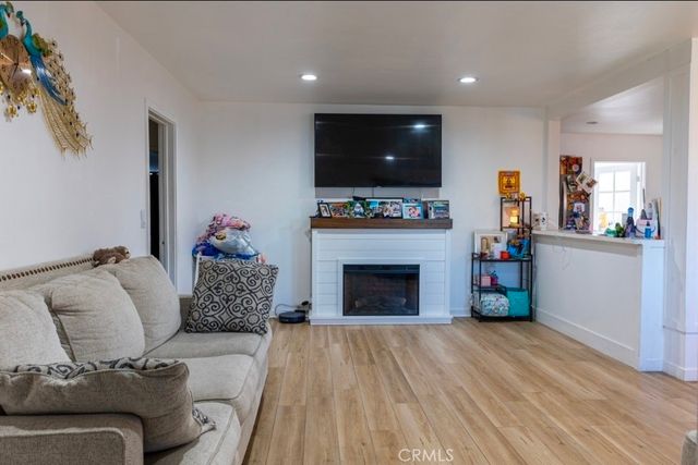 5421 Repetto, Los Angeles, CA 90022