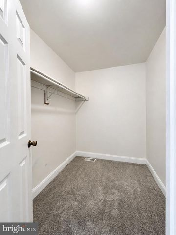 11 WOSNIAK CT, Lawrenceville, NJ 08648
