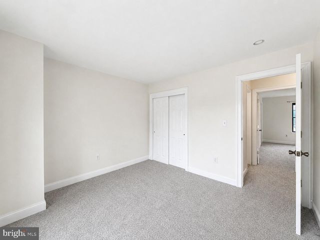 11 WOSNIAK CT, Lawrenceville, NJ 08648