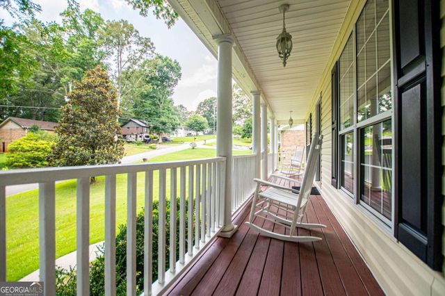 6150 Shallow Wood Lane, Douglasville, GA 30135