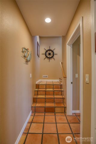 27 Ocean Lane, Copalis Beach, WA 98535