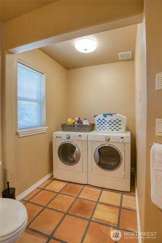 27 Ocean Lane, Copalis Beach, WA 98535