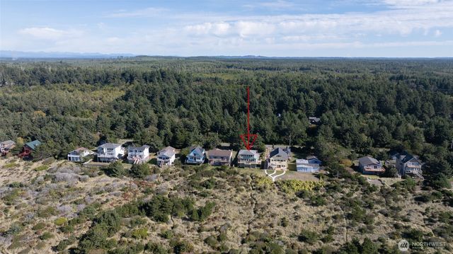 27 Ocean Lane, Copalis Beach, WA 98535