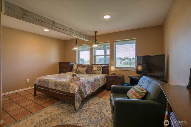 27 Ocean Lane, Copalis Beach, WA 98535