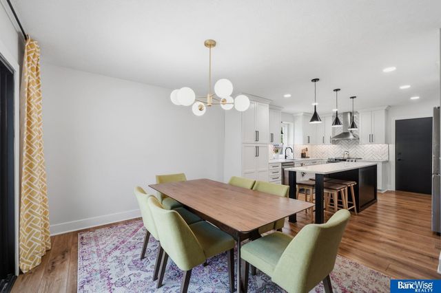 7232 Twin Oaks Road, Lincoln, NE 68516