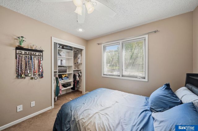 7232 Twin Oaks Road, Lincoln, NE 68516