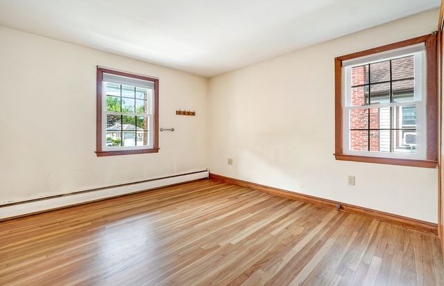 14 Centre Lane, Boston, MA 02132