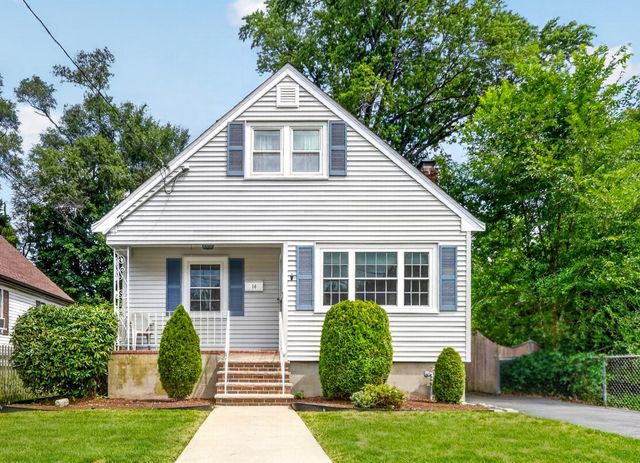 14 Centre Lane, Boston, MA 02132
