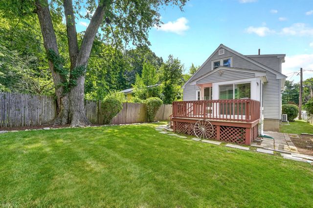 14 Centre Lane, Boston, MA 02132