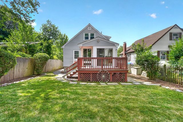 14 Centre Lane, Boston, MA 02132