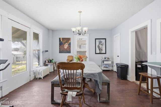 528 N Sergeant Avenue, Joplin, MO 64801