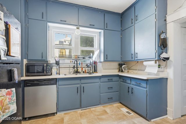 528 N Sergeant Avenue, Joplin, MO 64801