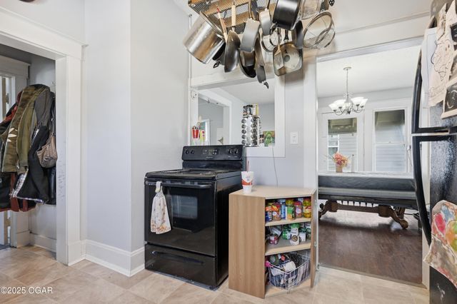 528 N Sergeant Avenue, Joplin, MO 64801