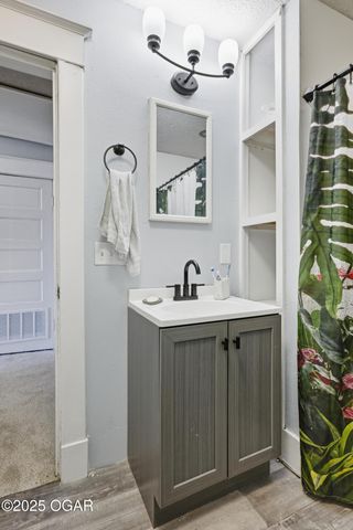 528 N Sergeant Avenue, Joplin, MO 64801