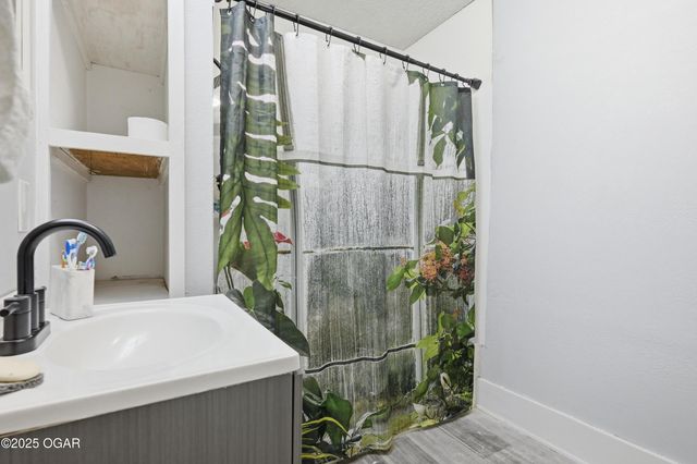 528 N Sergeant Avenue, Joplin, MO 64801