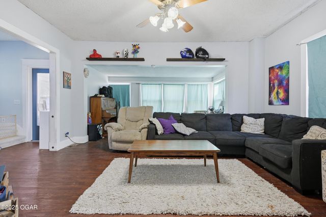 528 N Sergeant Avenue, Joplin, MO 64801