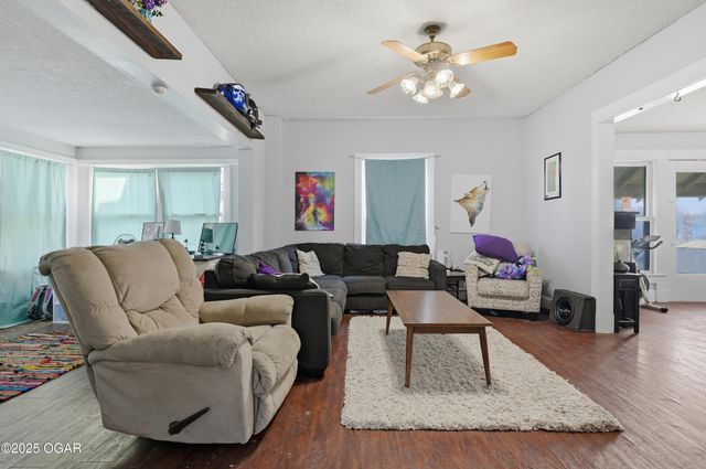 528 N Sergeant Avenue, Joplin, MO 64801