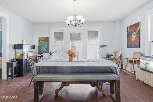 528 N Sergeant Avenue, Joplin, MO 64801