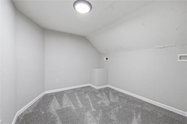 4115 E Linwood Boulevard, Kansas City, MO 64128