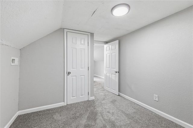 4115 E Linwood Boulevard, Kansas City, MO 64128