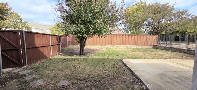 2825 Flamingo Lane, Plano, TX 75074