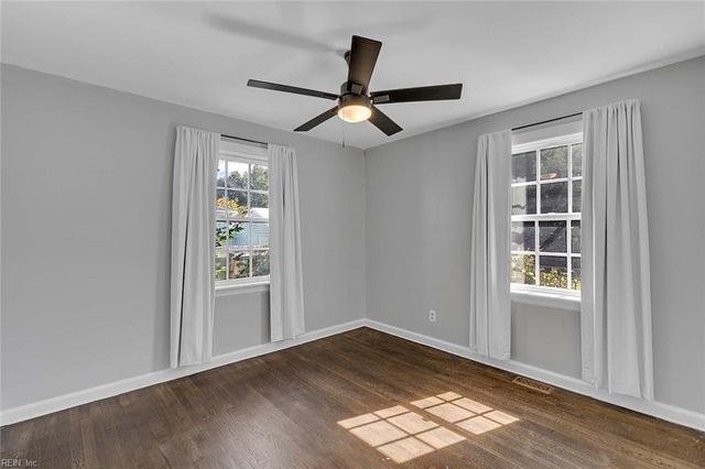 36 Davis AVE, Newport News, VA 23601