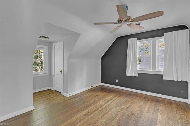 36 Davis AVE, Newport News, VA 23601