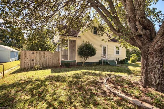 36 Davis AVE, Newport News, VA 23601