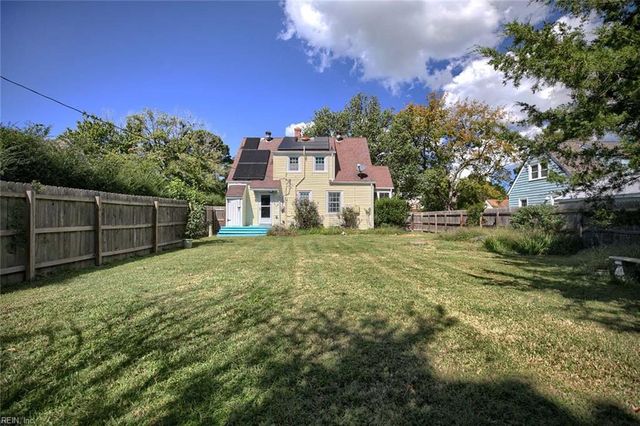 36 Davis AVE, Newport News, VA 23601