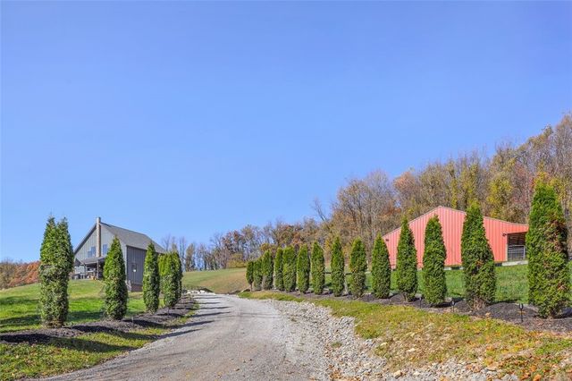 2460 Chapel Rd, Brighton Twp, PA 15009