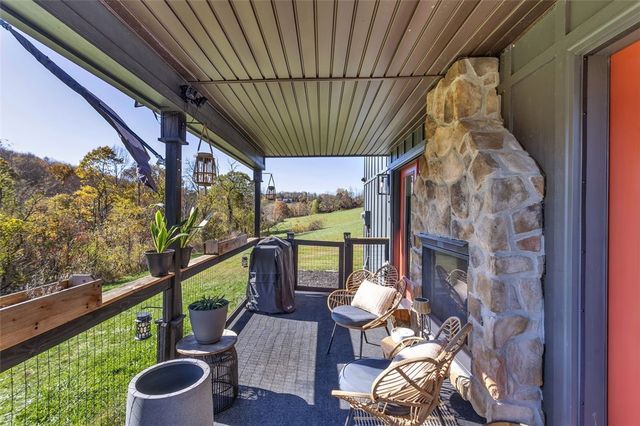 2460 Chapel Rd, Brighton Twp, PA 15009