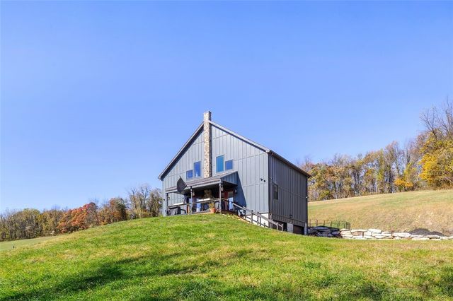 2460 Chapel Rd, Brighton Twp, PA 15009