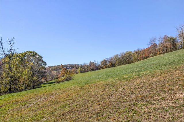 2460 Chapel Rd, Brighton Twp, PA 15009
