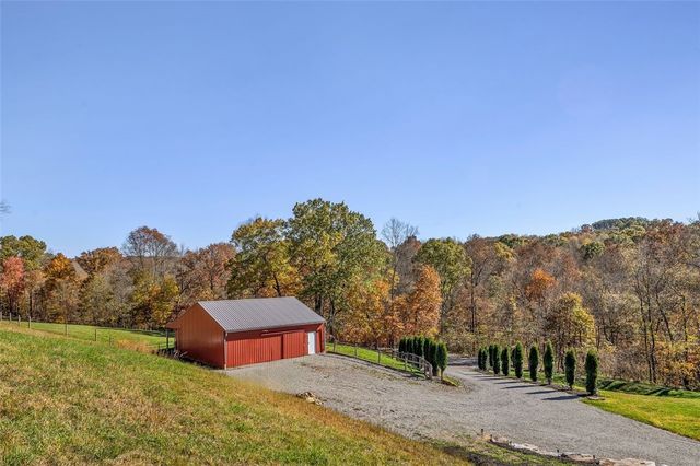 2460 Chapel Rd, Brighton Twp, PA 15009