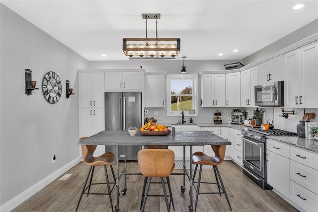 2460 Chapel Rd, Brighton Twp, PA 15009