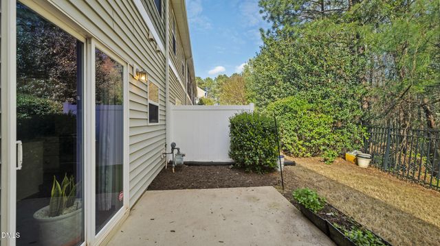 123 Cobalt Creek Way, Holly Springs, NC 27540