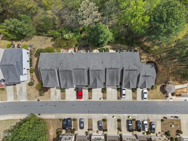 123 Cobalt Creek Way, Holly Springs, NC 27540