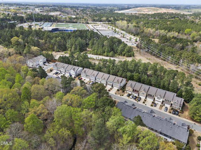 123 Cobalt Creek Way, Holly Springs, NC 27540