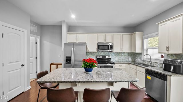 123 Cobalt Creek Way, Holly Springs, NC 27540