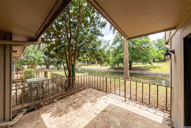 7711 Callaghan Rd Apt 805, San Antonio, TX 78229