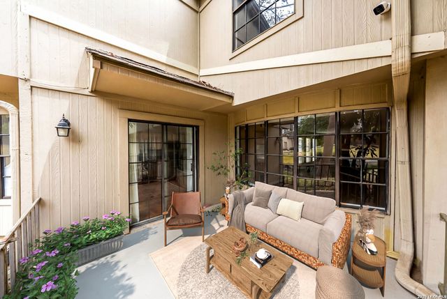 7711 Callaghan Rd Apt 805, San Antonio, TX 78229