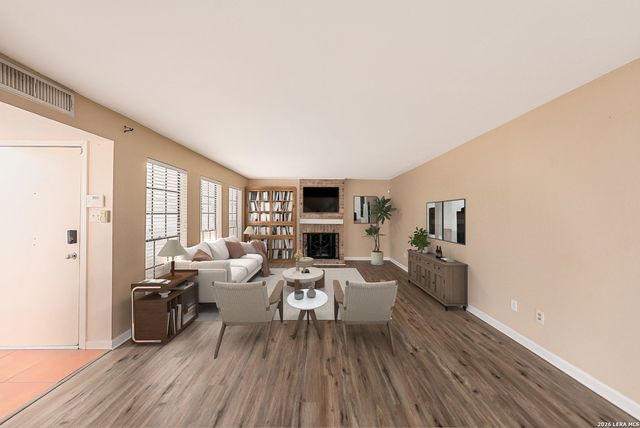 7711 Callaghan Rd Apt 805, San Antonio, TX 78229