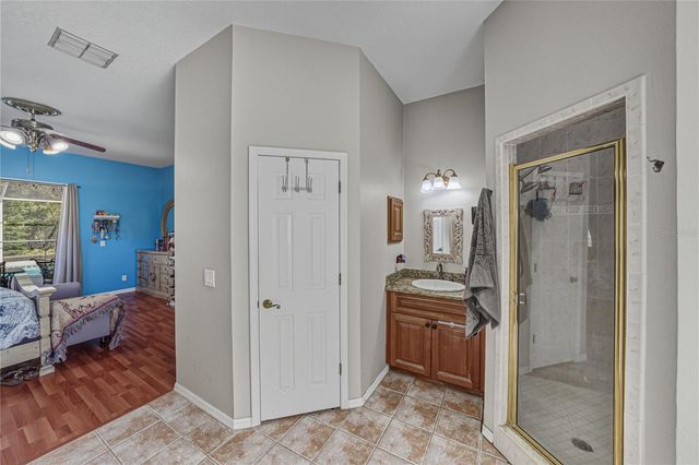 3926 MEADOWLARK COURT, Land O Lakes, FL 34639