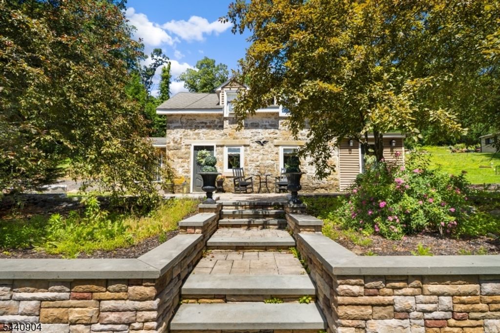 124 Dover Chester Rd, Randolph Twp., NJ 07869 — exterior