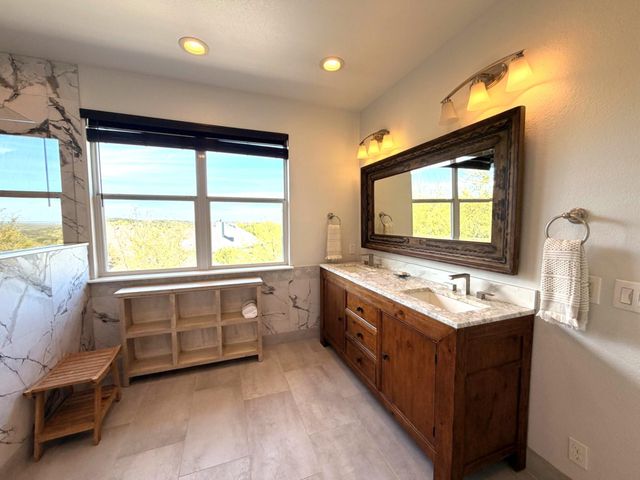 12008 Fortuna CV, Austin, TX 78738